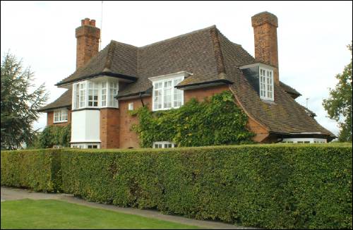 053 Temple Fortune Hill a